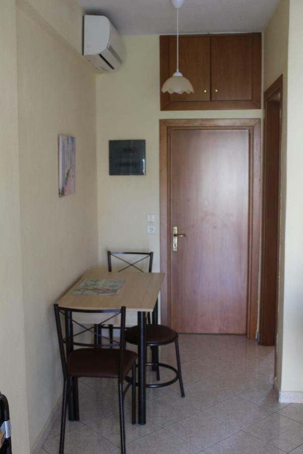 Paralia Ofriniou Gr Sunrise Apartments 3 Екстер'єр фото
