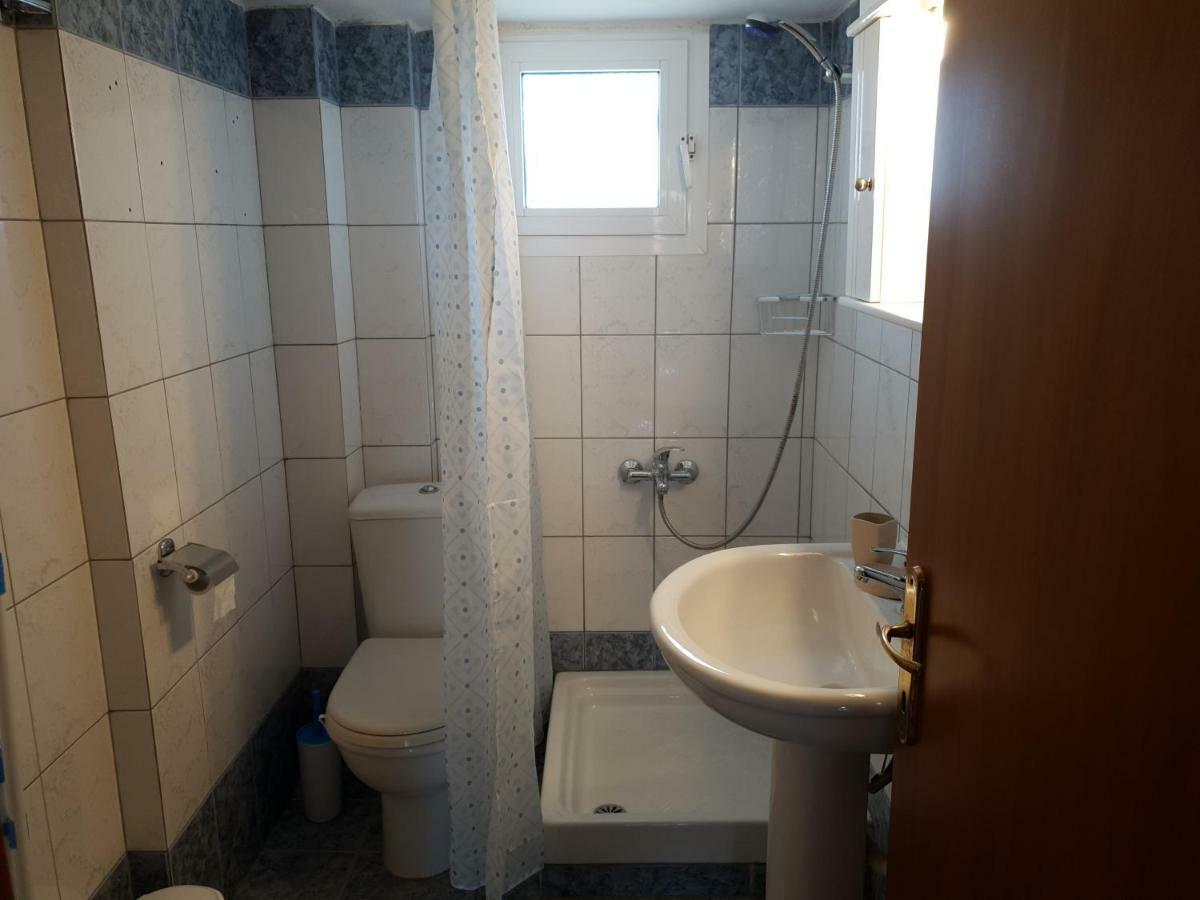 Paralia Ofriniou Gr Sunrise Apartments 3 Екстер'єр фото